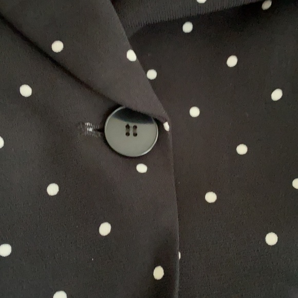 𝗡𝗪𝗧 𝗭𝗮𝗿𝗮 • Polka Dot Blazer - Picture 12 of 16
